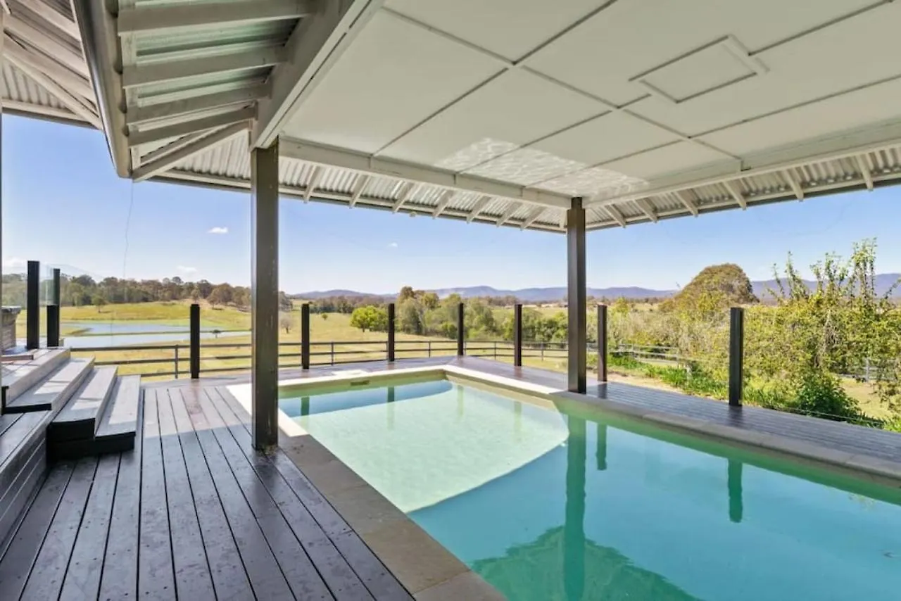 Mountain Majesty With Poolside Relaxing Getaway Villa Tamborine Australia
